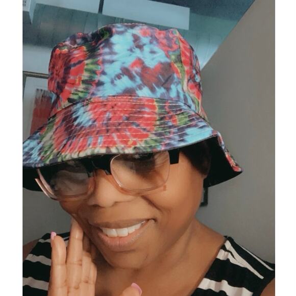 Pinkdivastudio Accessories - Graffiti Tie Dye Reversible Multicolor Bucket Hat One Size